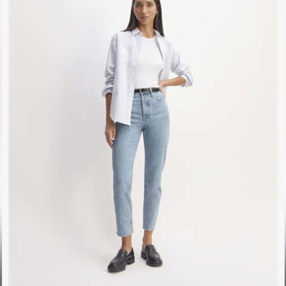 Everlane 90’s cheeky rigid straight raw hem vintage wash jeans sz 32